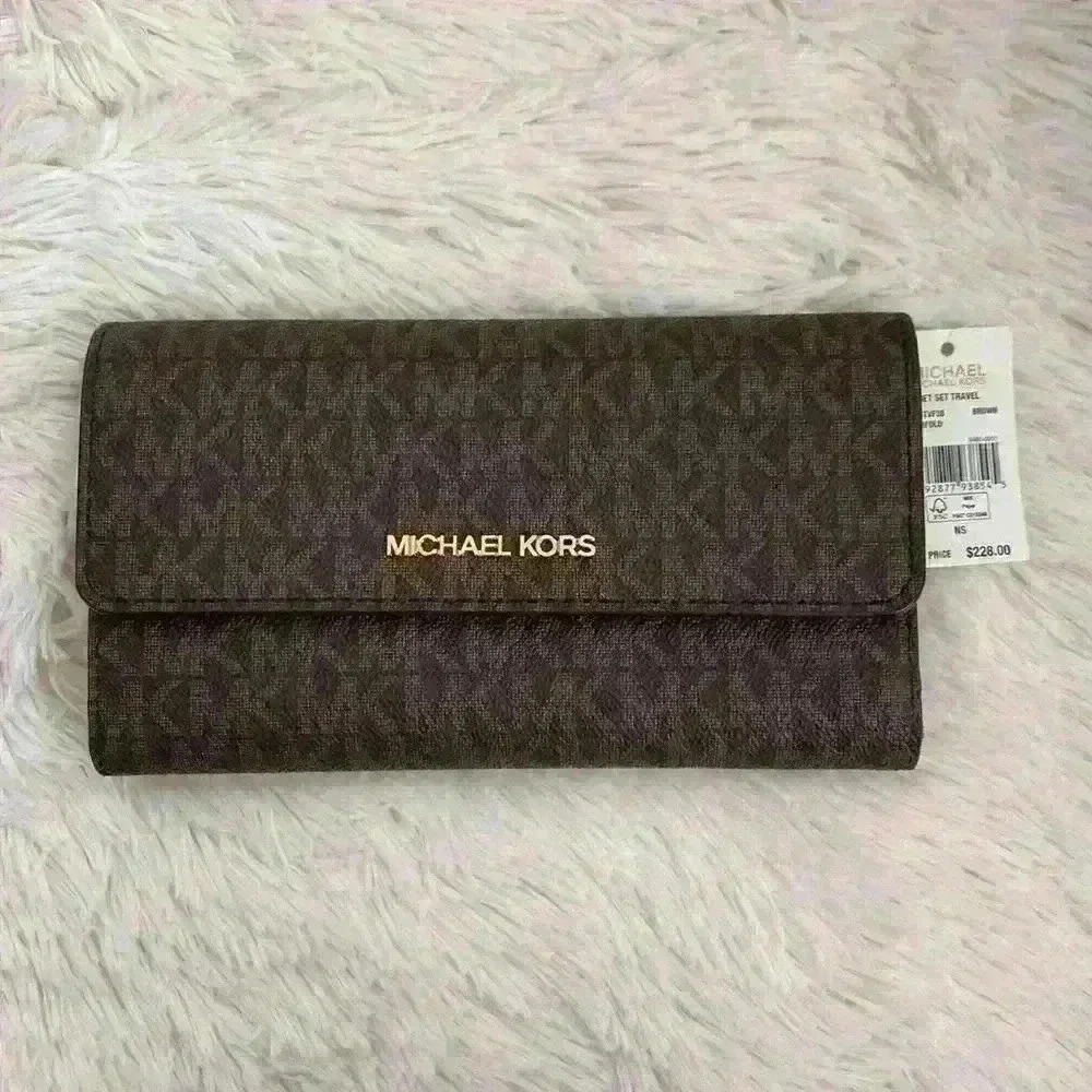 Michael Kors Trifold Wallet Large Purse Jet Set Travel MK Signature Brown